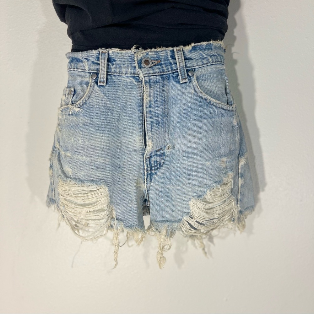 Vintage Levi’s Silver Tab Cutoffs, 29
